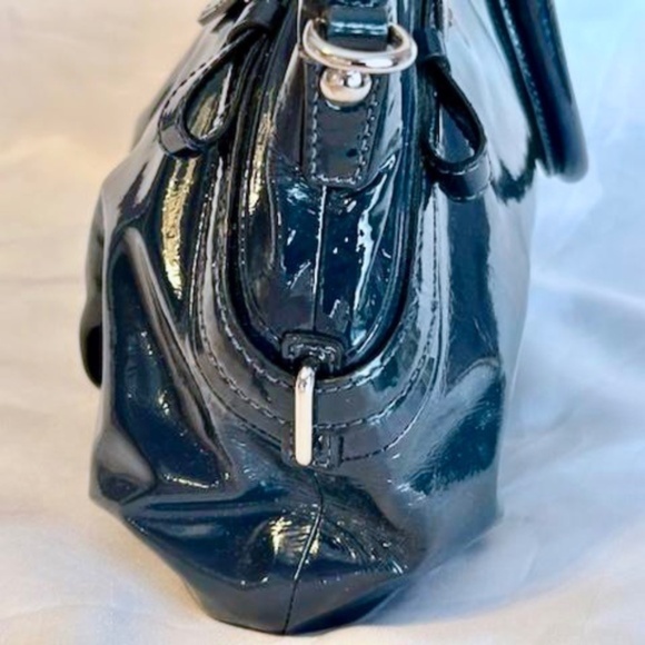 Coach Very Dark Blue Patent Leather Shoulder Bag with Dust Bag - Picture 5 of 9